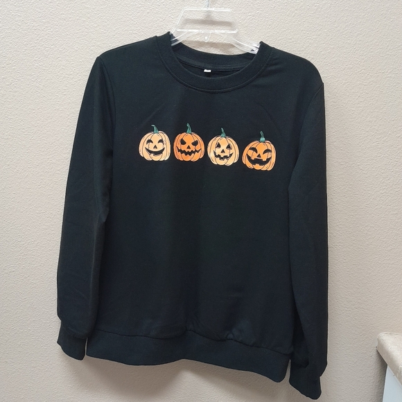 Women's Black Halloween Pumpkin Sweatshirt NWT Size:M    Unknown - Picture 1 of 7
